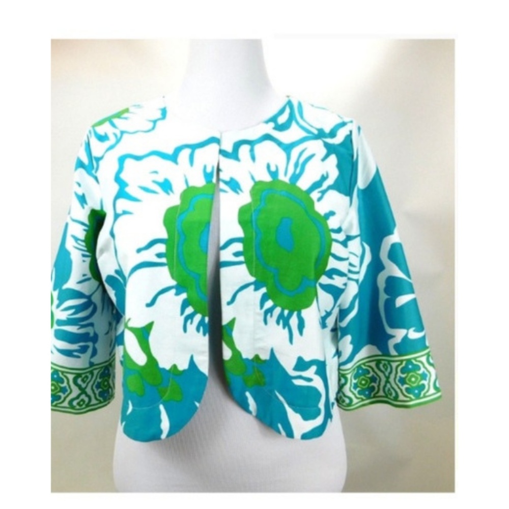 Studio JPR Womens Petite Large Jacket Cropped